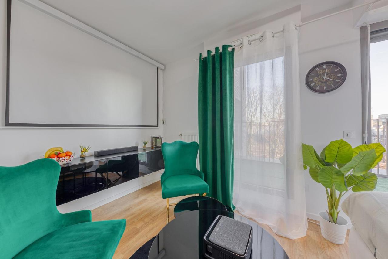 Cinema Moon Luxury - Gare 3Min - Proche Paris Lägenhet Massy  Exteriör bild